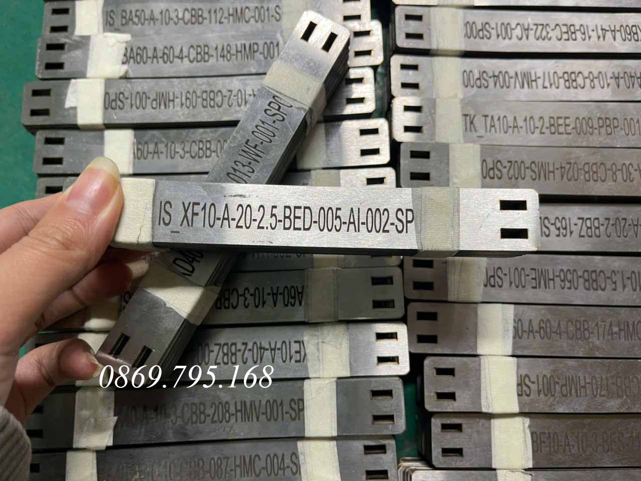 Thẻ cáp inox 304 - Lựa chọn tối ưu cho nhận diện cáp và đường ống