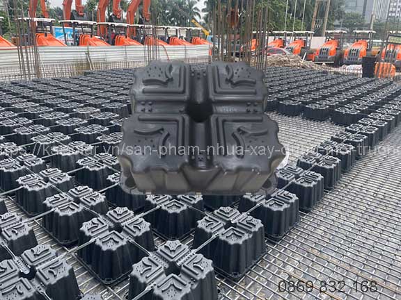 Hộp nhựa sàn rỗng - Hộp Uboot 46x46cm