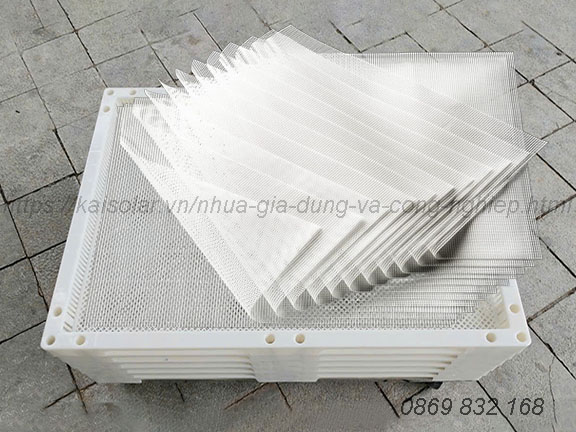 Sự kết hợp hoàn hảo giữa khay sấy nhựa và tấm lưới silicon trong sấy rau quả, thực phẩm khô