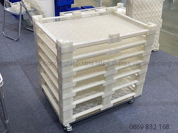 Khay sấy nhựa linh hoạt, tiện lợi trong sử dụng