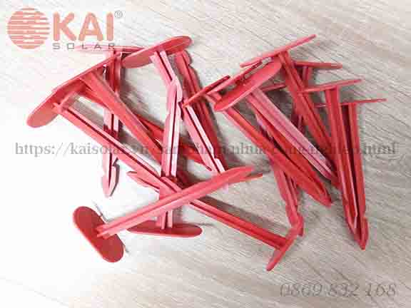 Ghim nhựa cố định màng phủ, cố định ống tưới nước dùng trong nông nghiệp