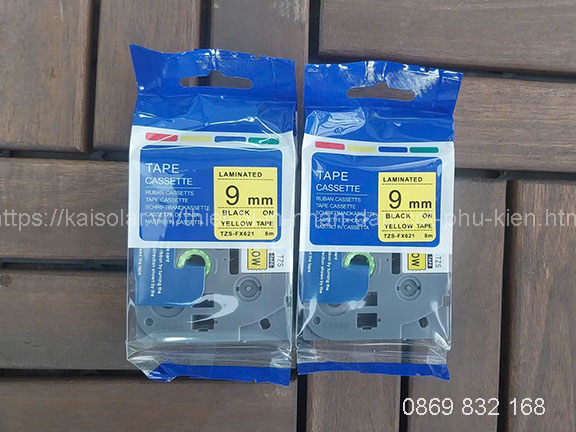 Nhãn in TZS-FX621 dùng cho máy Brother, siêu dẻo chữ đen, nền vàng rộng 9mm, dài 8m